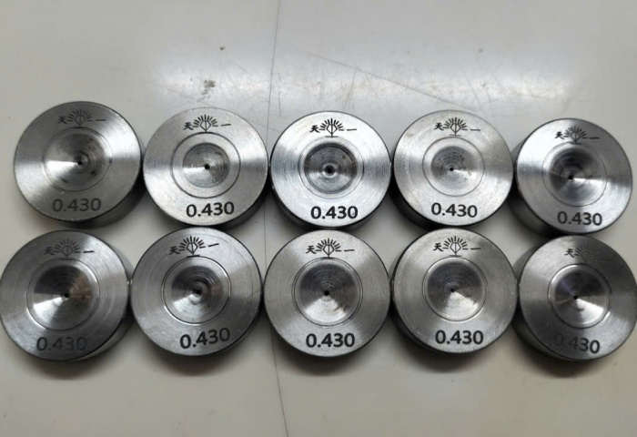 Khuôn tráng thiếc